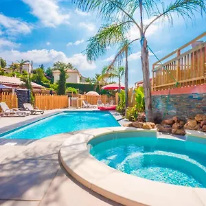 https://hotel-les-flots-bleus-saint-raphael.fr-provencehotel.com